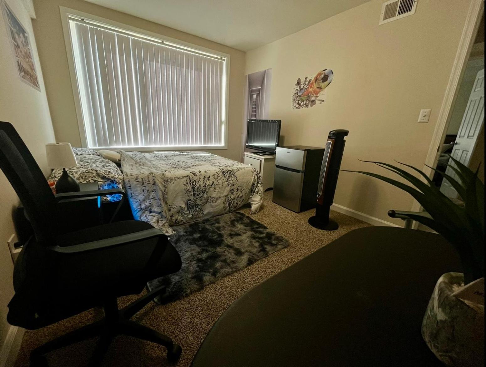 Incredible Find Near Washington Dc - 1 Private Room In Shared Apartment 랜도버 외부 사진